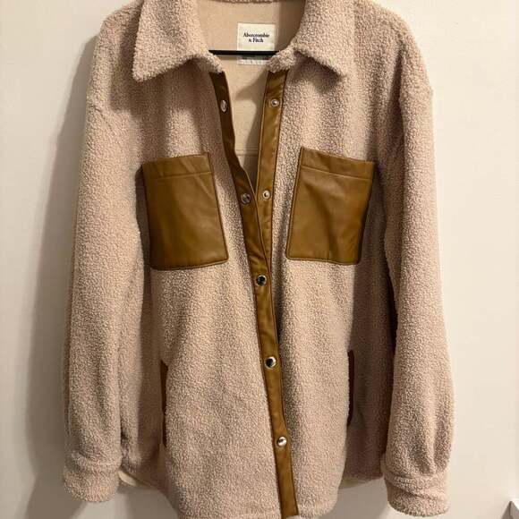 Abercrombie & Fitch Jackets & Blazers - Abercrombie & Fitch Elevated Trim Sherpa Shirt Jacket XL NWOT